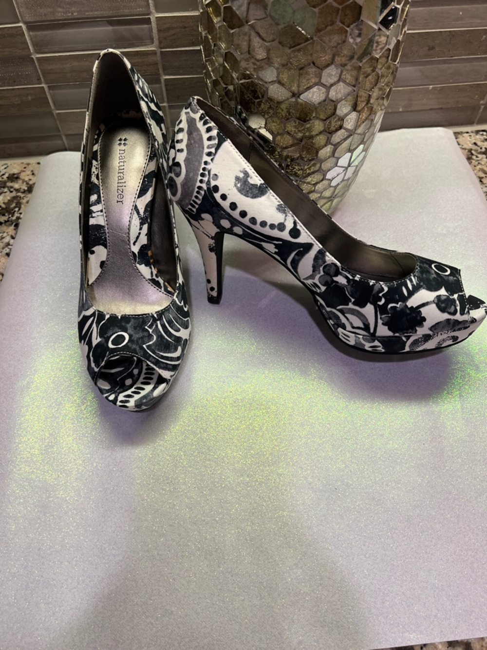 Naturalizer Black & White Floral Peep-Toe Platform Heels